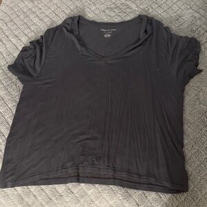 American Eagle Outfitters Charcoal Short Sleeve Tee